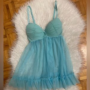 S O L D. Baby blue vintage la vie en rosé lingerie